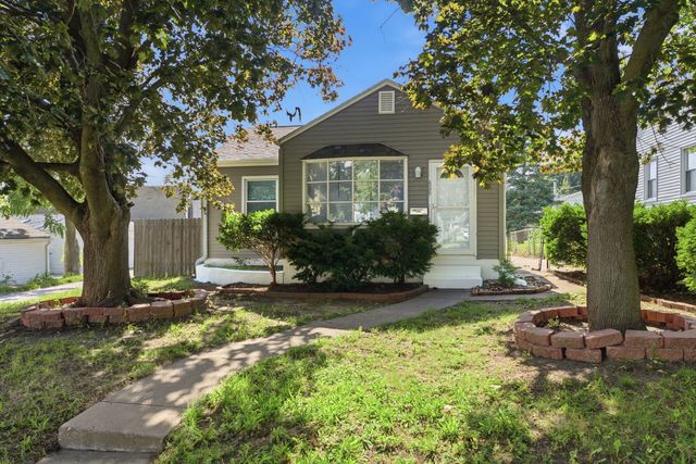 424 20th Street, Bettendorf, IA 52722