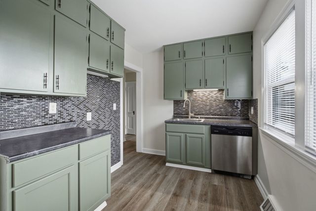 424 20th Street, Bettendorf, IA 52722