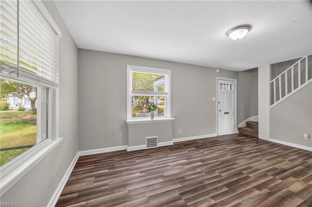 7644 Fayver AVE, Norfolk, VA 23505