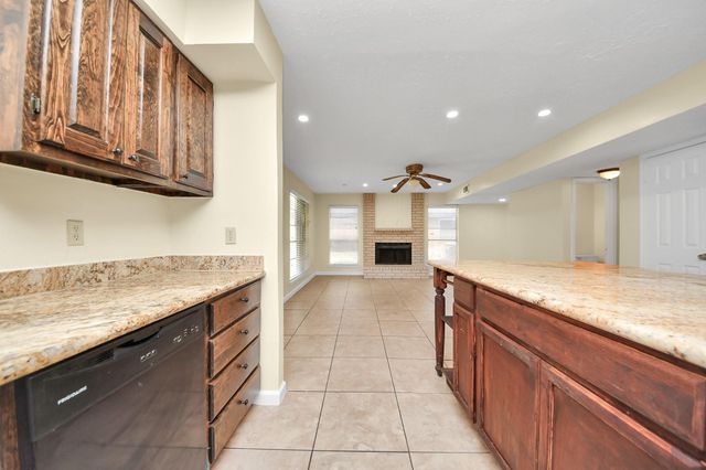 13507 White Cliff Drive, Houston, TX 77065