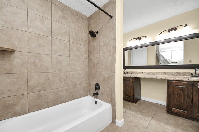 13507 White Cliff Drive, Houston, TX 77065
