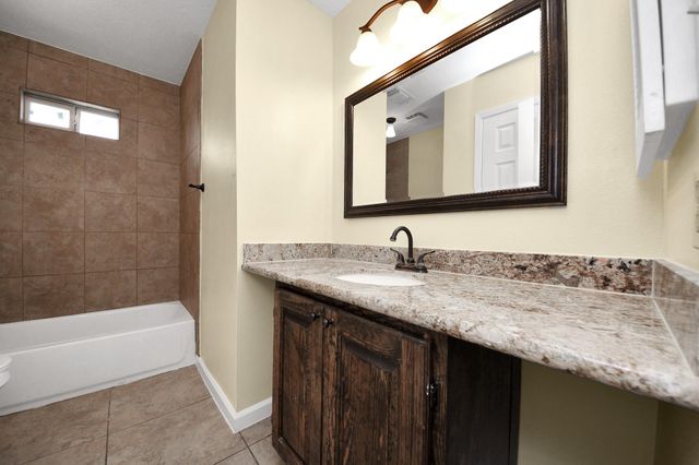 13507 White Cliff Drive, Houston, TX 77065