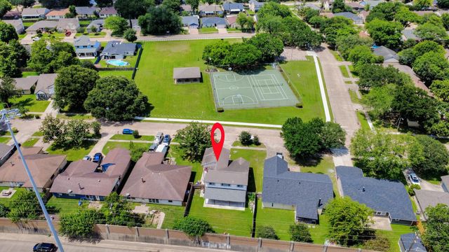 13507 White Cliff Drive, Houston, TX 77065