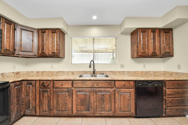 13507 White Cliff Drive, Houston, TX 77065