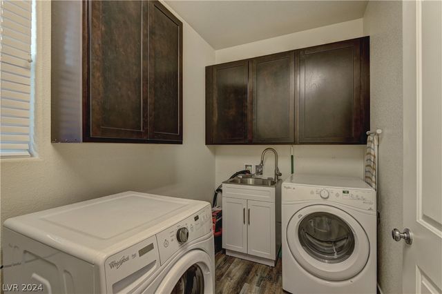 426 Port Reggio Street, Las Vegas, NV 89138