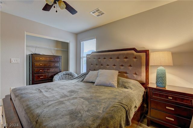 426 Port Reggio Street, Las Vegas, NV 89138