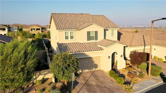 426 Port Reggio Street, Las Vegas, NV 89138