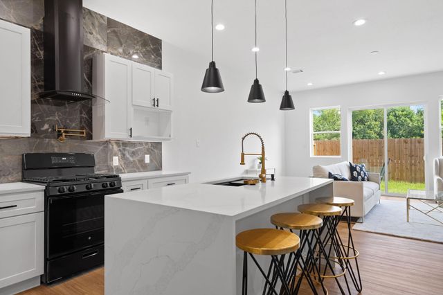 4441 Gunter Street, Houston, TX 77020