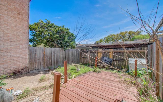 1311 Town Circle 4, Baytown, TX 77520