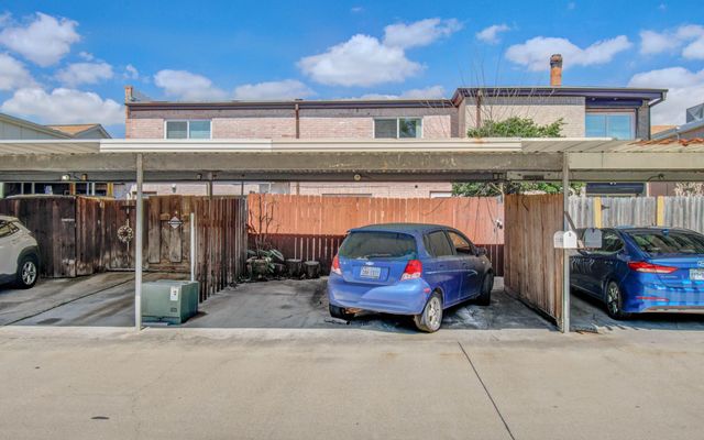 1311 Town Circle 4, Baytown, TX 77520