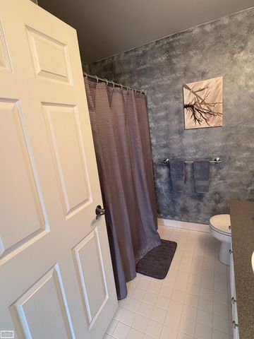 16547 Covington Drive, Clinton Township, MI 48038