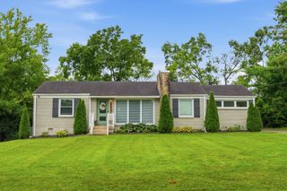 809 Chadwell Dr, Madison, TN 37115