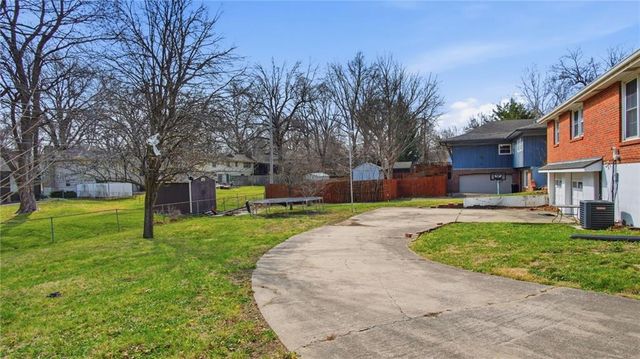 6305 Ralston Avenue, Raytown, MO 64133