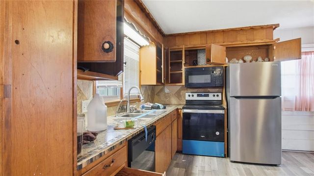 6305 Ralston Avenue, Raytown, MO 64133