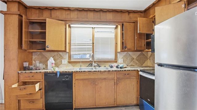 6305 Ralston Avenue, Raytown, MO 64133