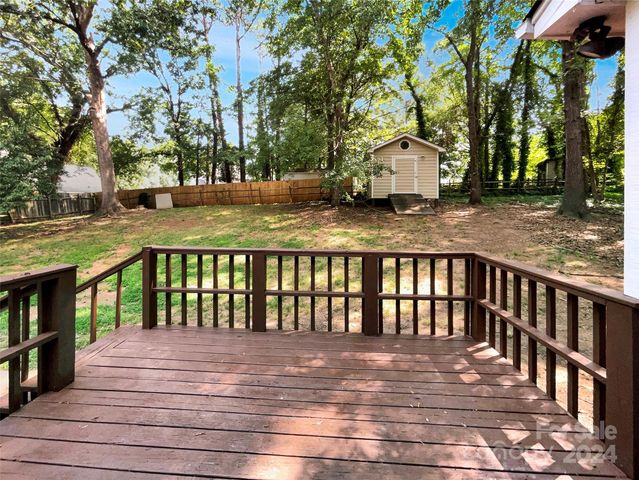 2008 Sarn Court, Gastonia, NC 28054