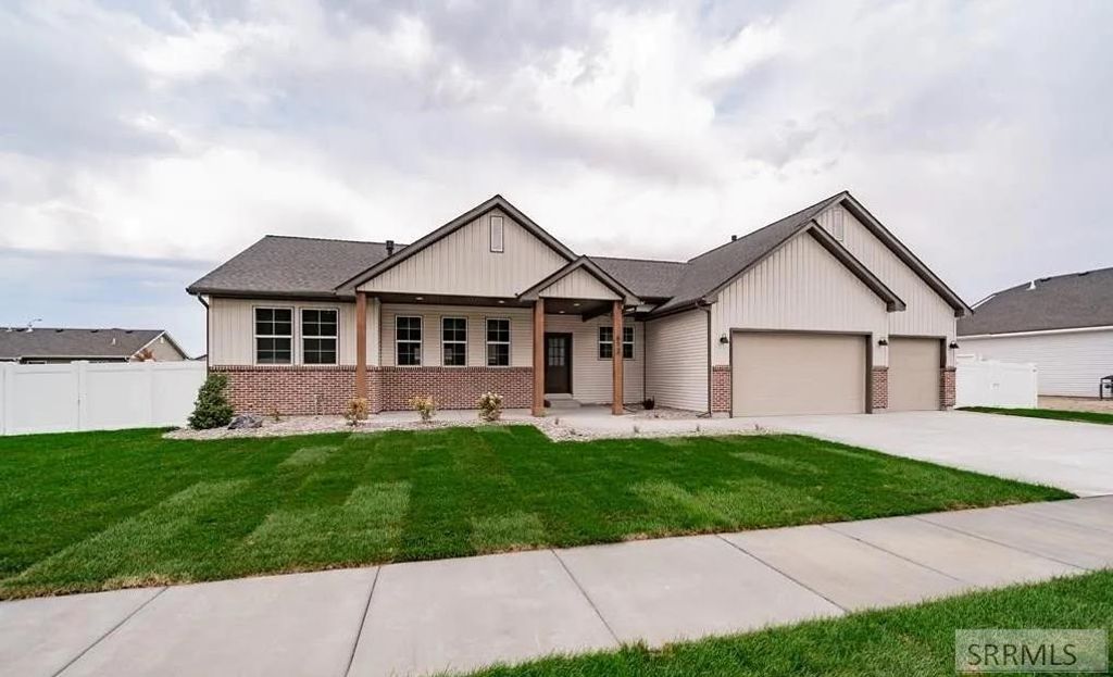 612 Boxwood Drive, Idaho Falls, ID 83402