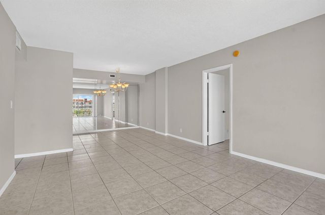 250 NE 20th Street 5220, Boca Raton, FL 33431