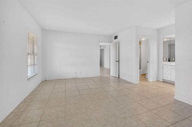 250 NE 20th Street 5220, Boca Raton, FL 33431
