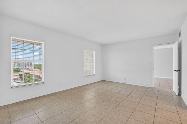 250 NE 20th Street 5220, Boca Raton, FL 33431