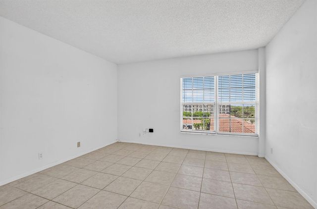 250 NE 20th Street 5220, Boca Raton, FL 33431