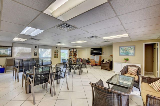 250 NE 20th Street 5220, Boca Raton, FL 33431