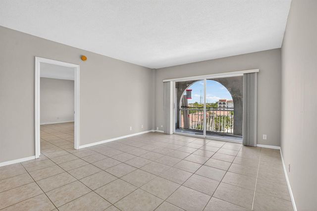 250 NE 20th Street 5220, Boca Raton, FL 33431