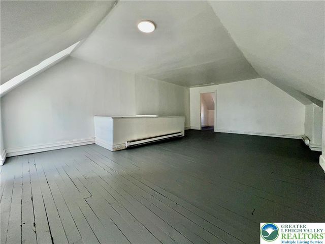 1307 Washington Street, Easton, PA 18042