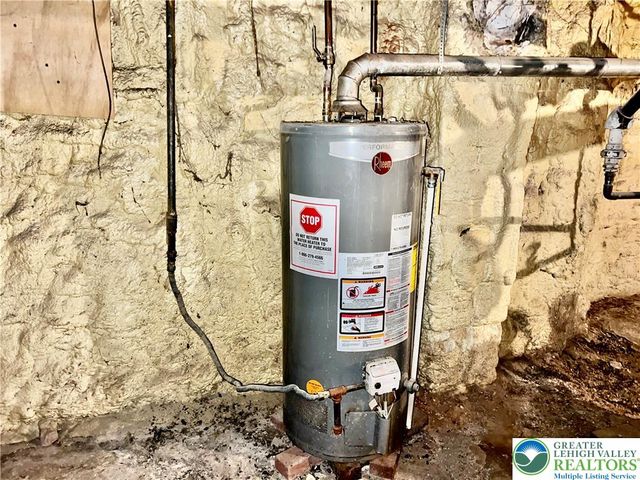 1307 Washington Street, Easton, PA 18042