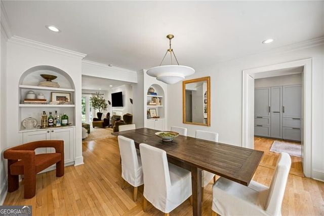 2060 Cottage Lane NW, Atlanta, GA 30318