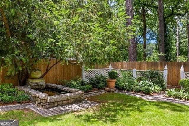 2060 Cottage Lane NW, Atlanta, GA 30318