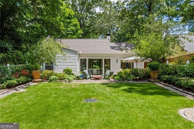 2060 Cottage Lane NW, Atlanta, GA 30318