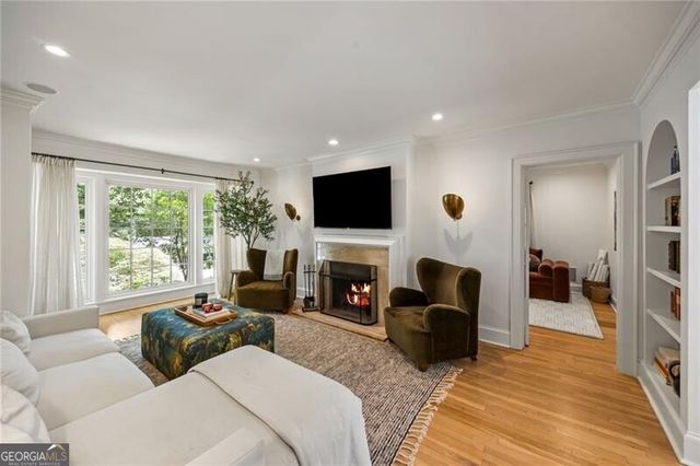 2060 Cottage Lane NW, Atlanta, GA 30318