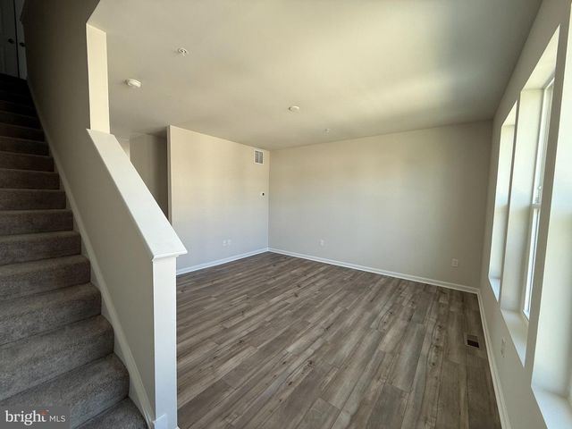 5567 MARKSBURG PL, White Plains, MD 20695