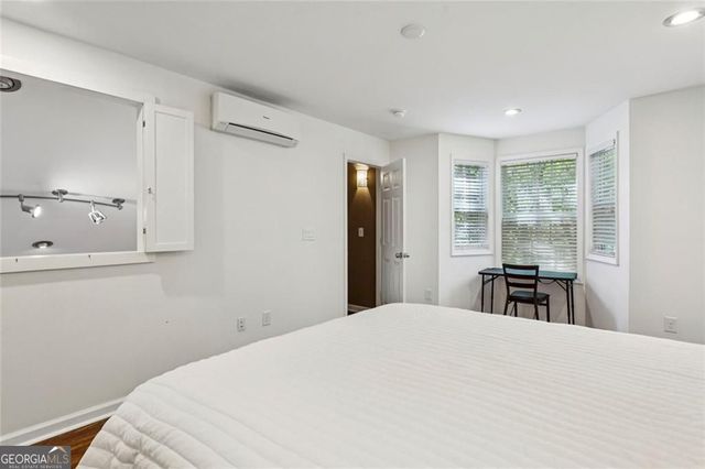 4040 Riverlook Parkway SE 208, Marietta, GA 30067