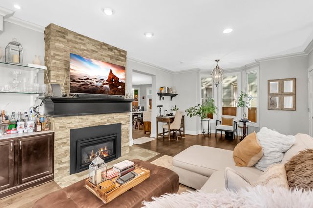 336 Maple Street, Saint Paul, MN 55106