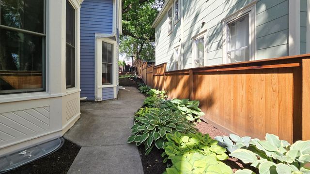 336 Maple Street, Saint Paul, MN 55106