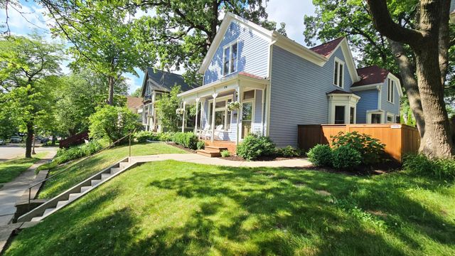 336 Maple Street, Saint Paul, MN 55106