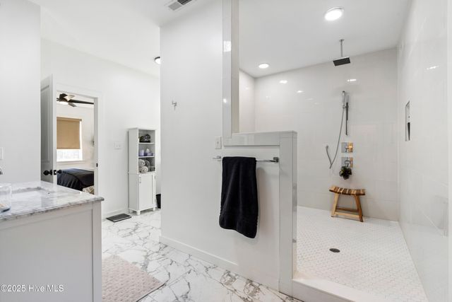 3713 Carolina 11, Wallace, NC 28466