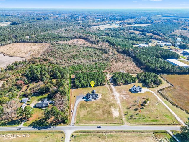 3713 Carolina 11, Wallace, NC 28466