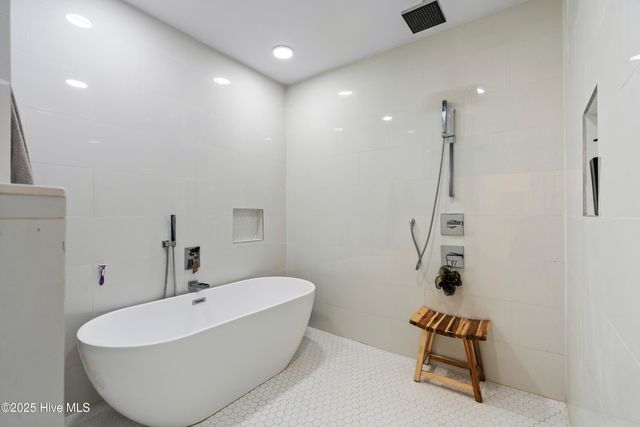 3713 Carolina 11, Wallace, NC 28466