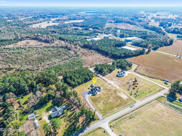 3713 Carolina 11, Wallace, NC 28466