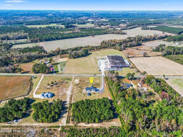 3713 Carolina 11, Wallace, NC 28466