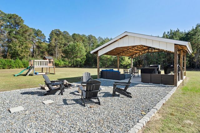 3713 Carolina 11, Wallace, NC 28466