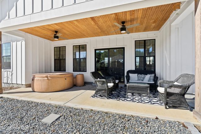 3713 Carolina 11, Wallace, NC 28466