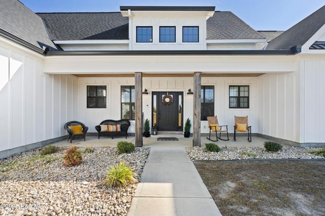 3713 Carolina 11, Wallace, NC 28466