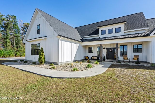 3713 Carolina 11, Wallace, NC 28466