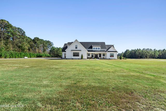 3713 Carolina 11, Wallace, NC 28466