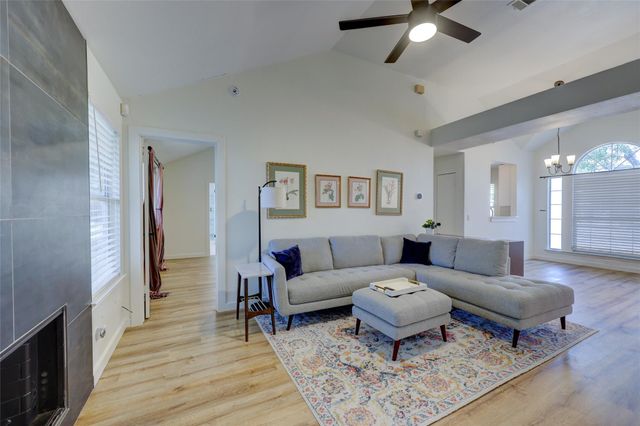 5005 Acorn Grove CT, Austin, TX 78744