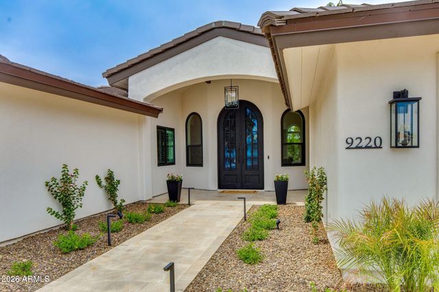 9220 N 83RD Street, Scottsdale, AZ 85258